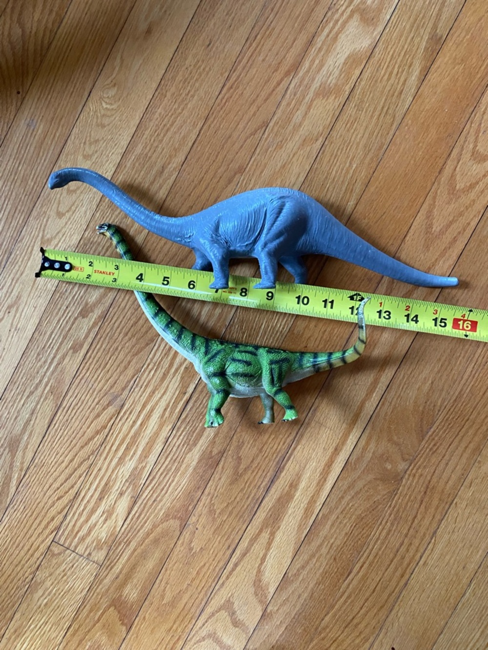 Vintage Kids Dinosaur Toy Set Large collectibles